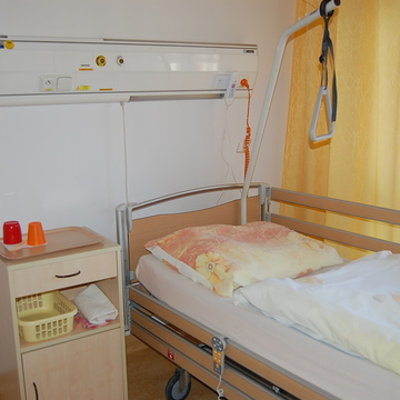 Obnova a modernizace bezpečnostního signalizačního zařízení pro pacienty 