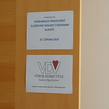VDV_Posilování kompetencí pracovníků Diakonie ČCE – hospic CITADELA v oblasti komunikace